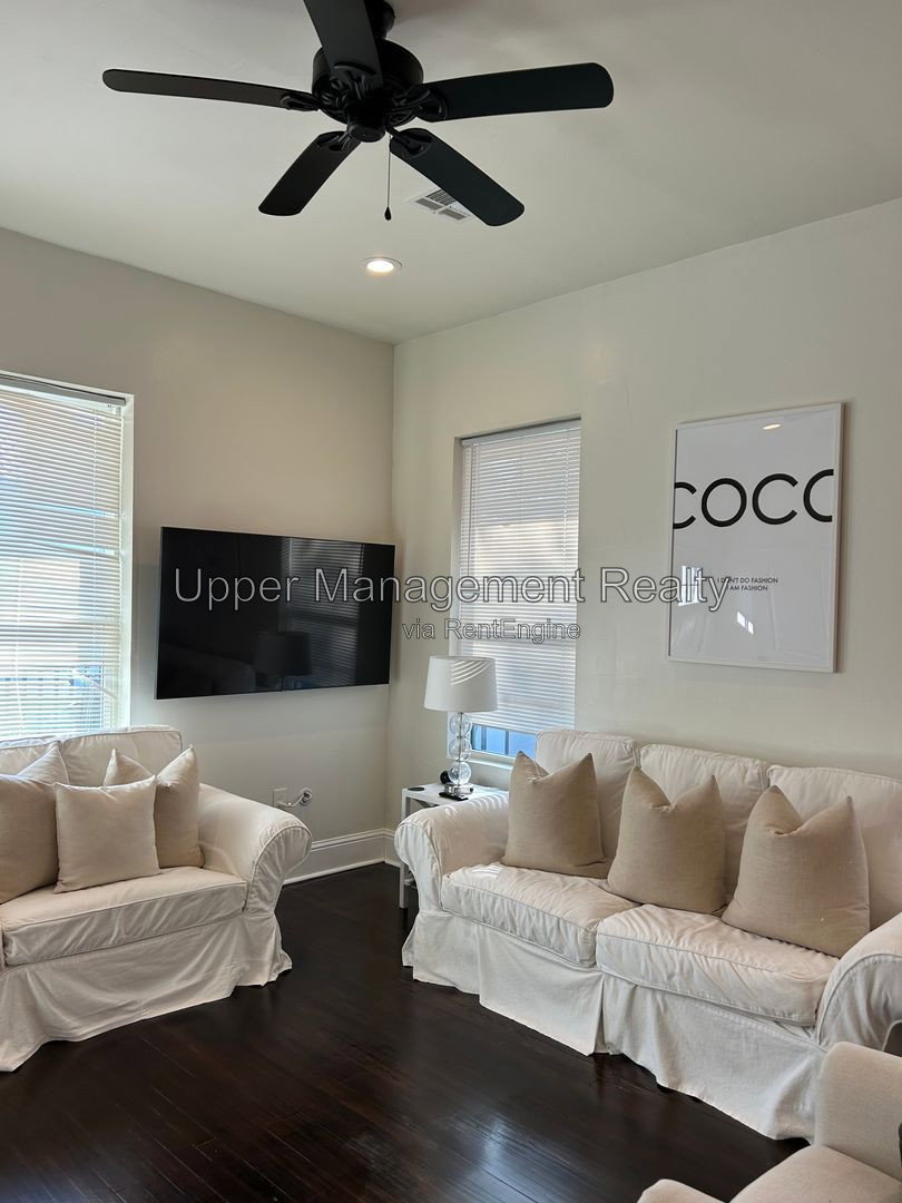 Gallery Image 8