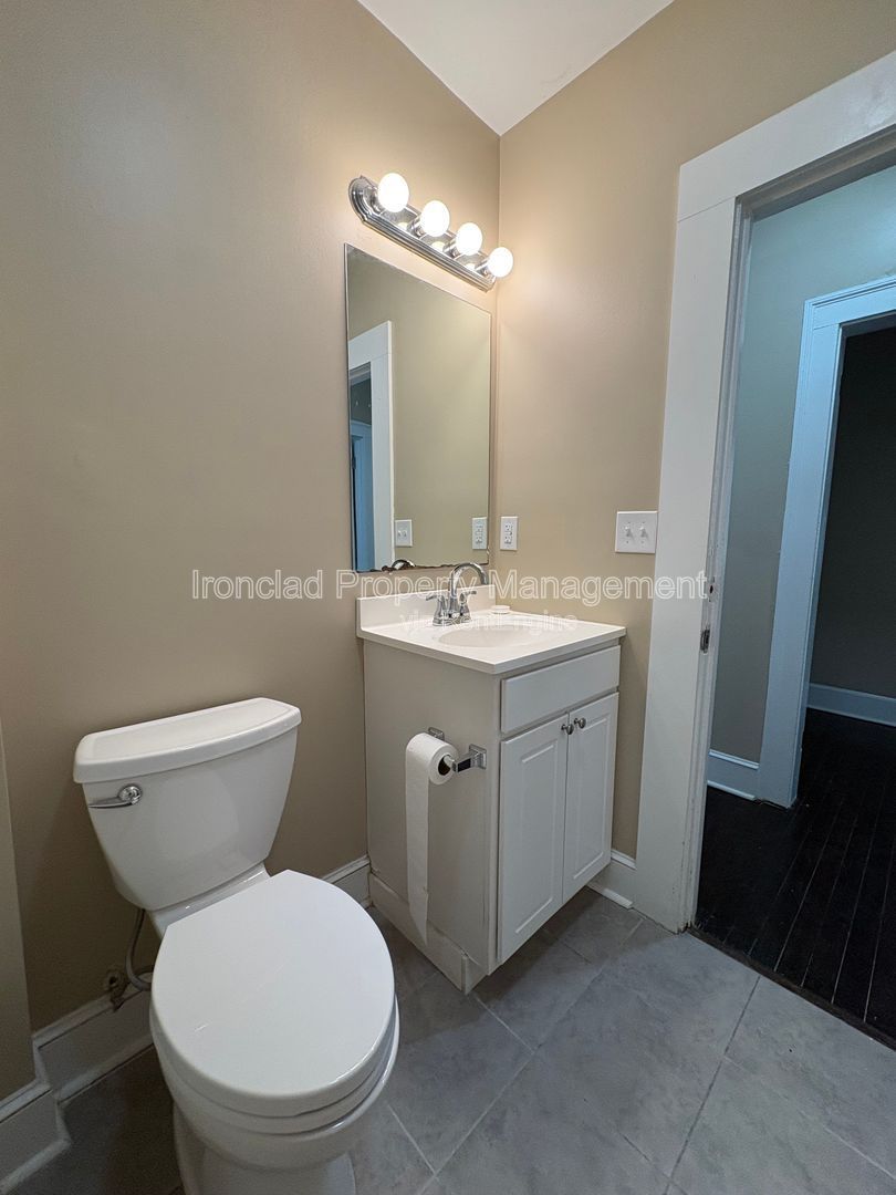 Gallery Image 13