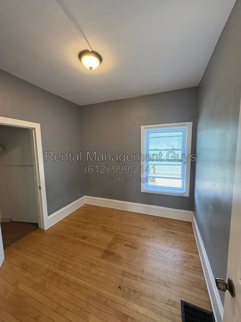 Gallery Image 13