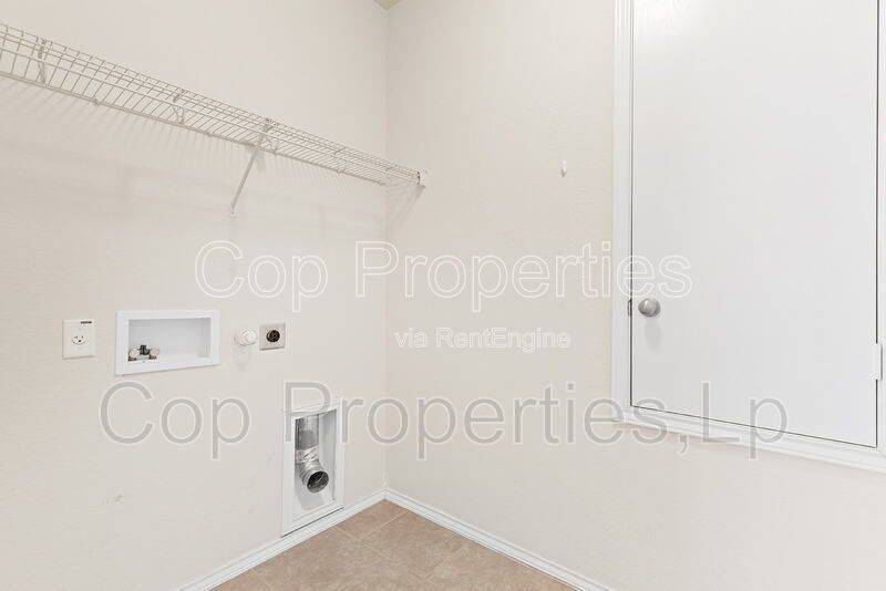 Gallery Image 18