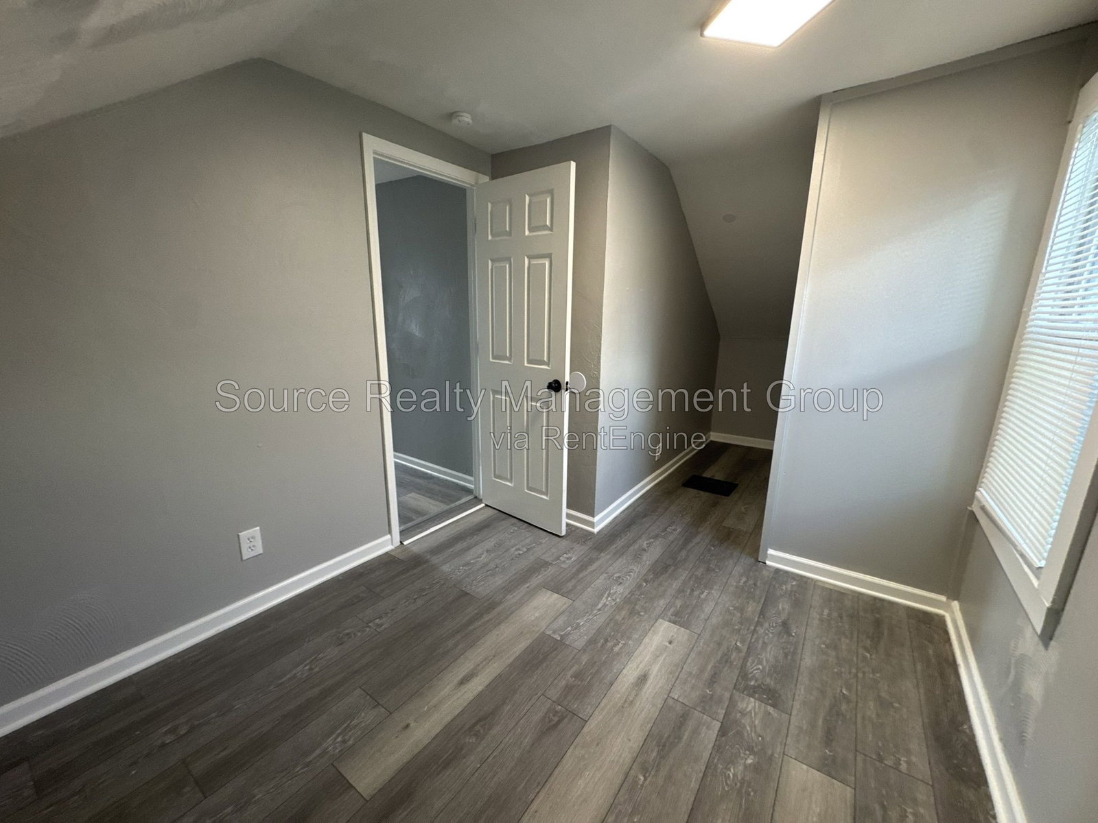 Gallery Image 17