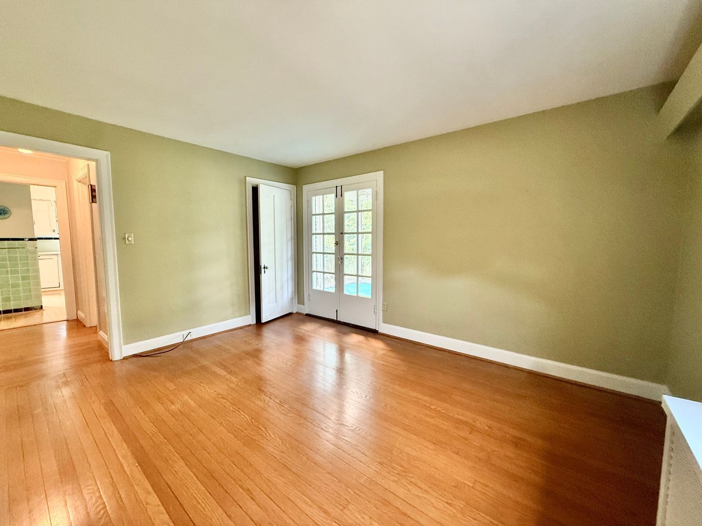 Gallery Image 12