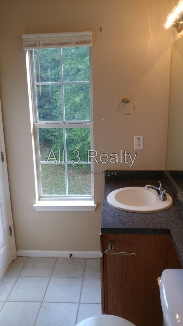 Gallery Image 19
