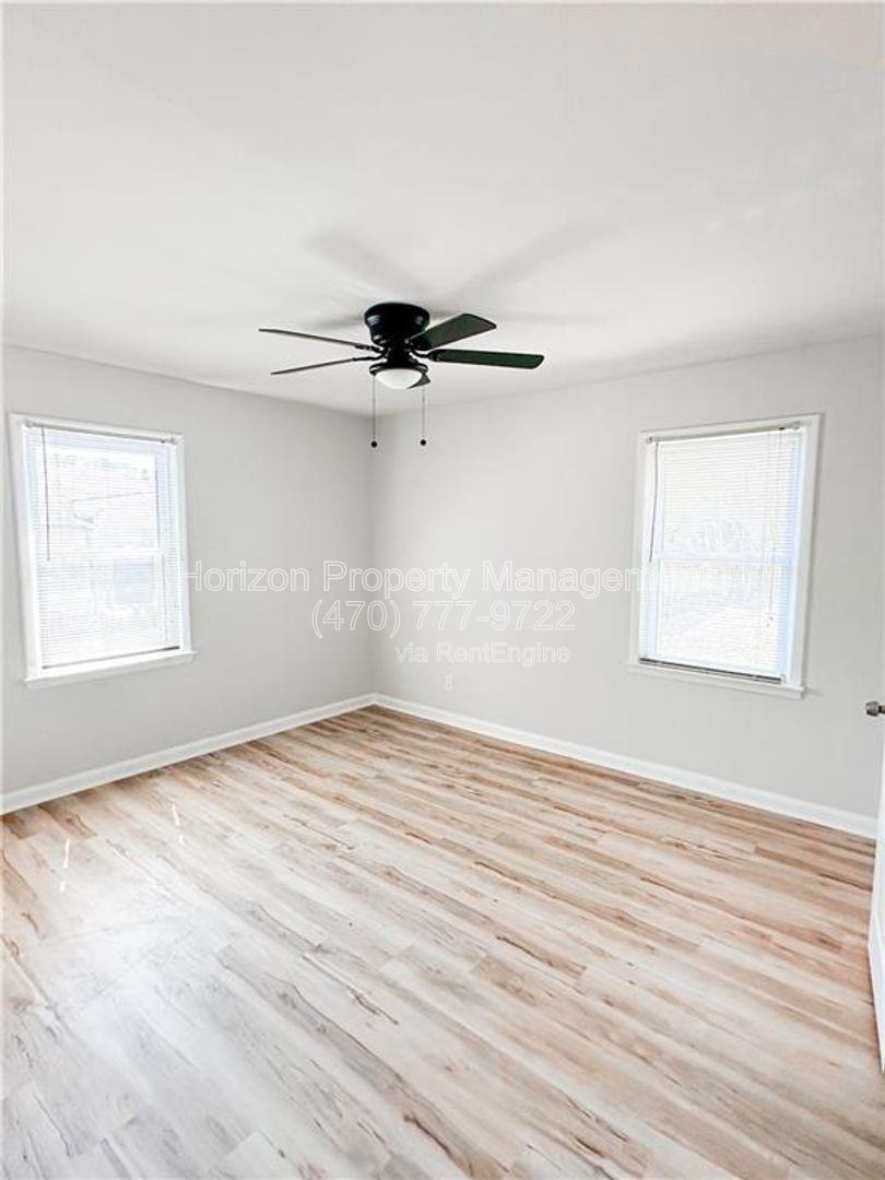 Gallery Image 17