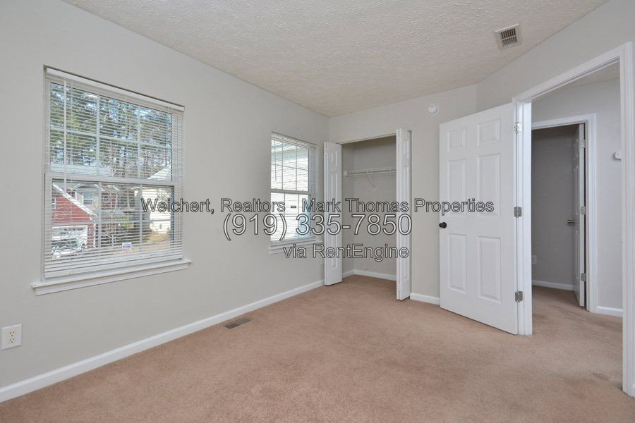 Gallery Image 22