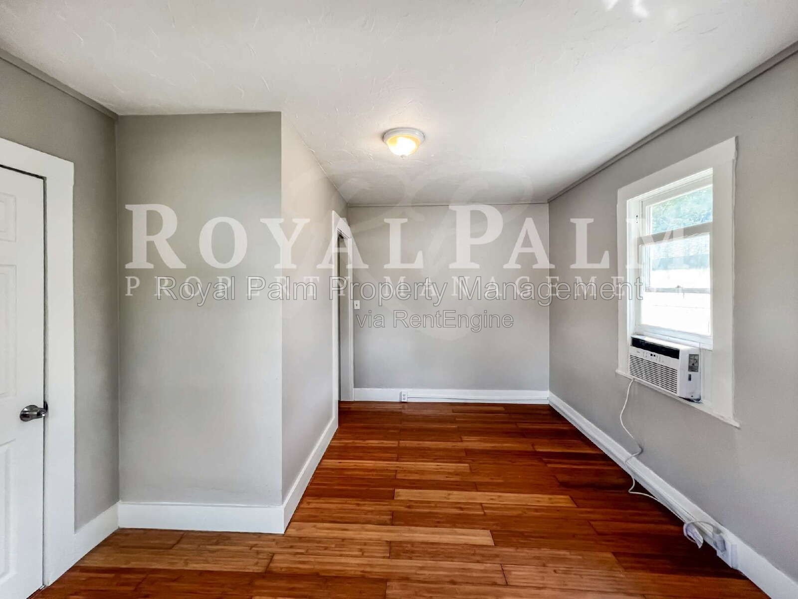Gallery Image 16