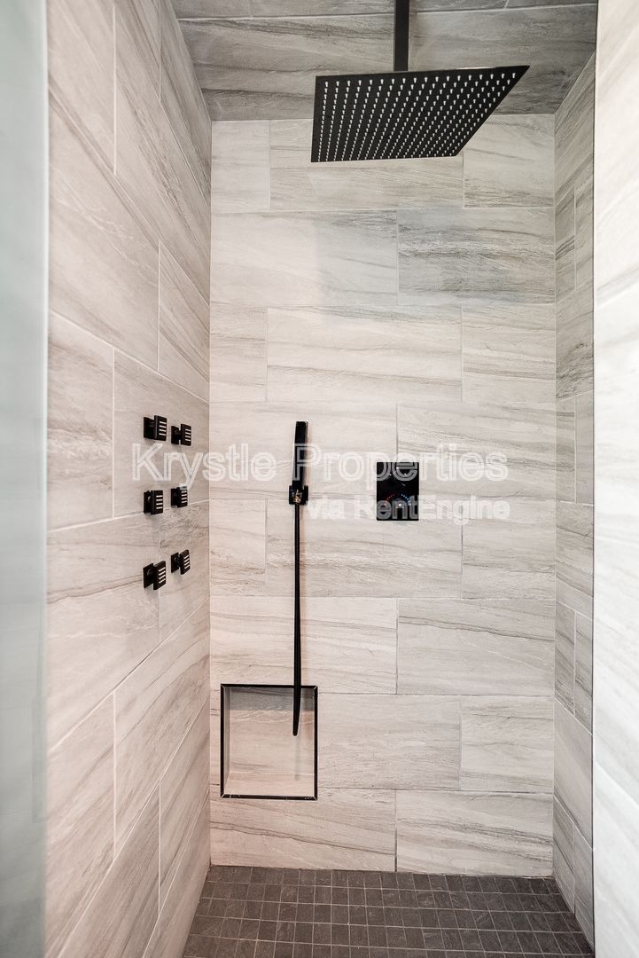 Gallery Image 21