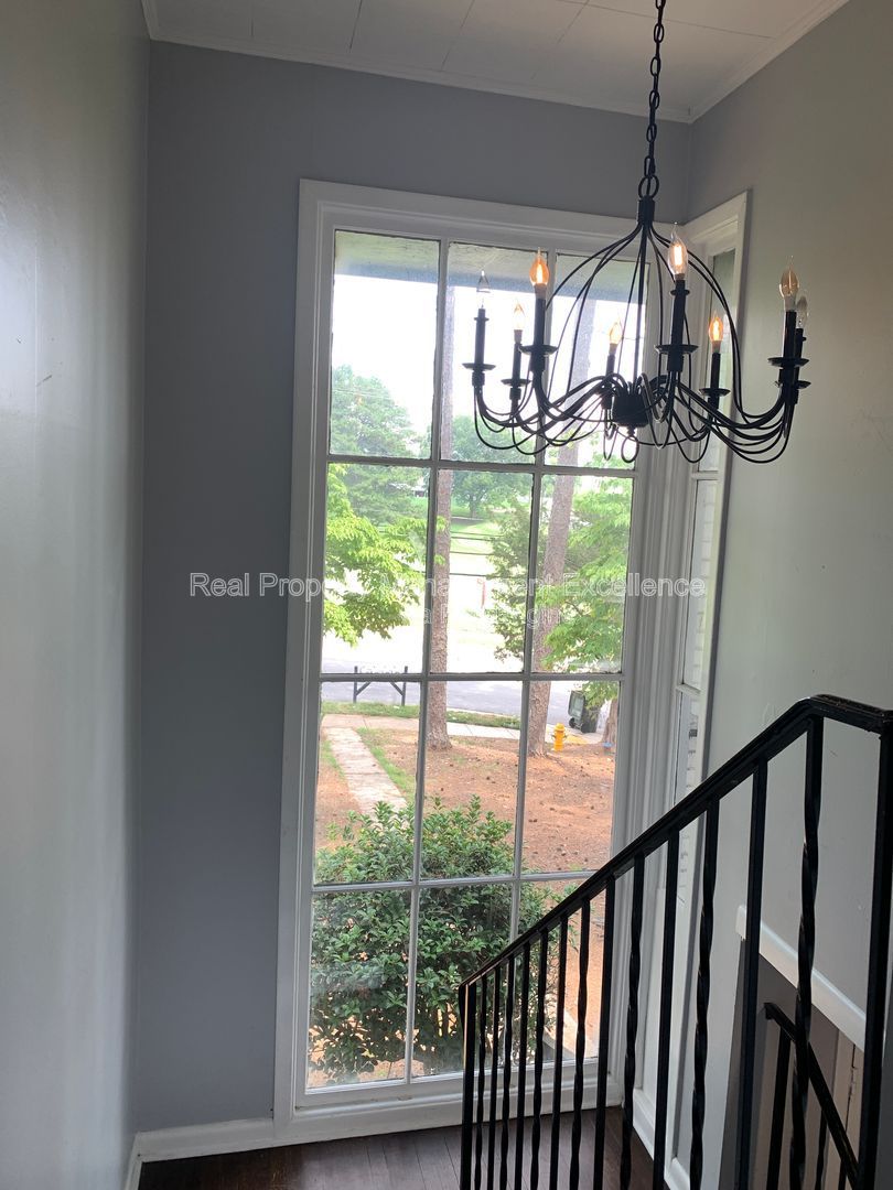 Gallery Image 13
