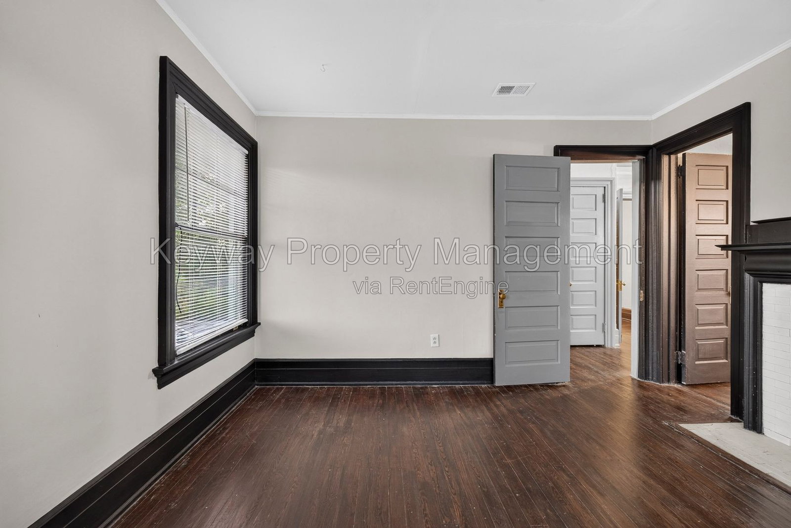 Gallery Image 30