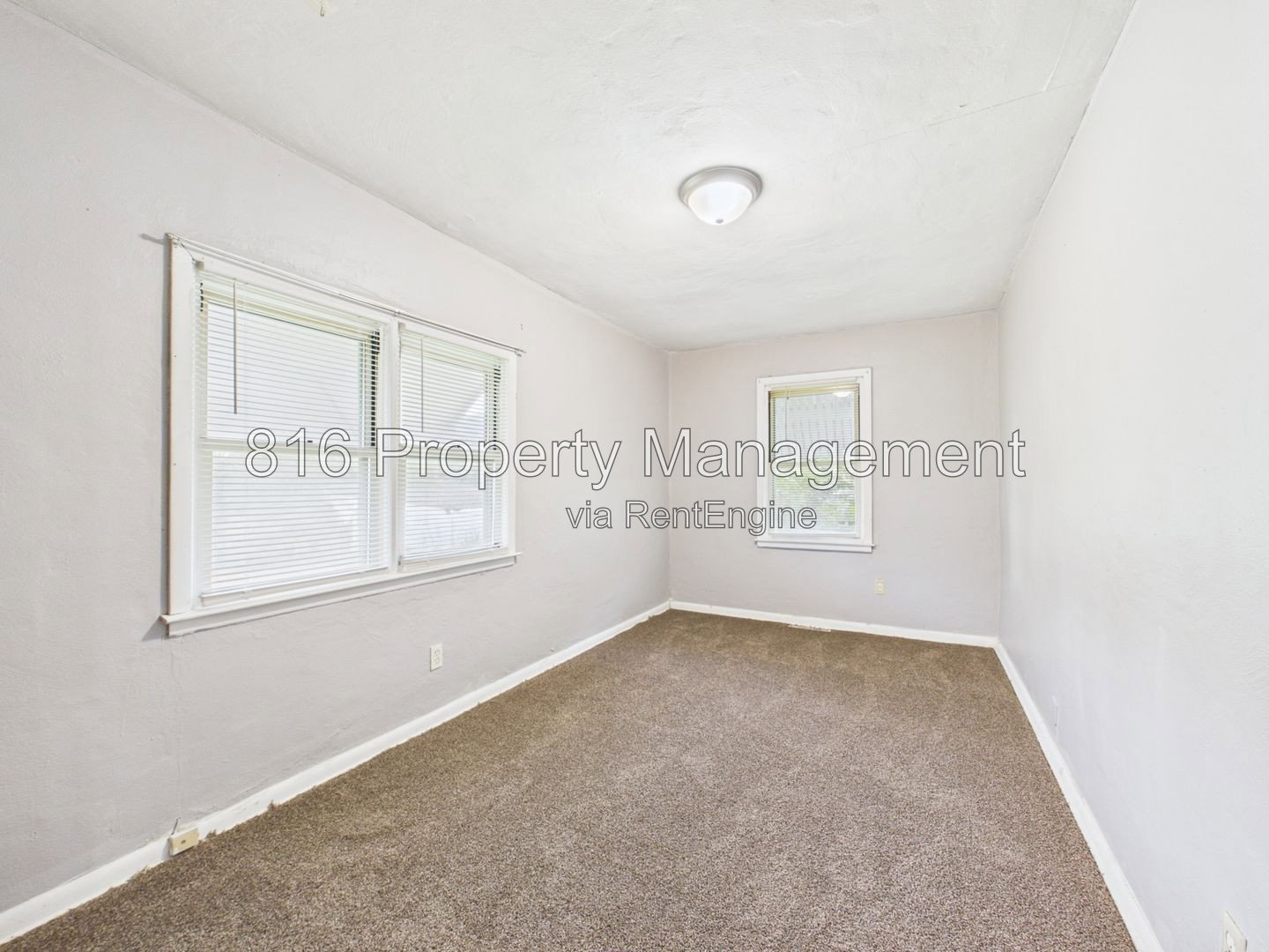 Gallery Image 0