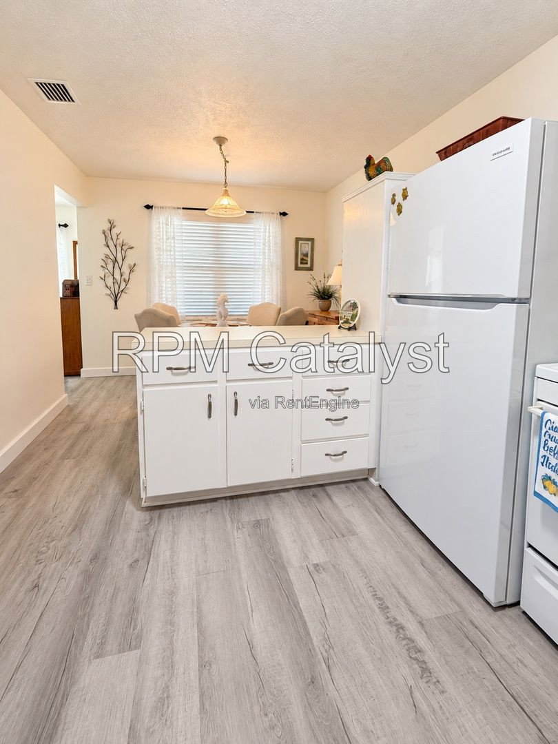 Gallery Image 7