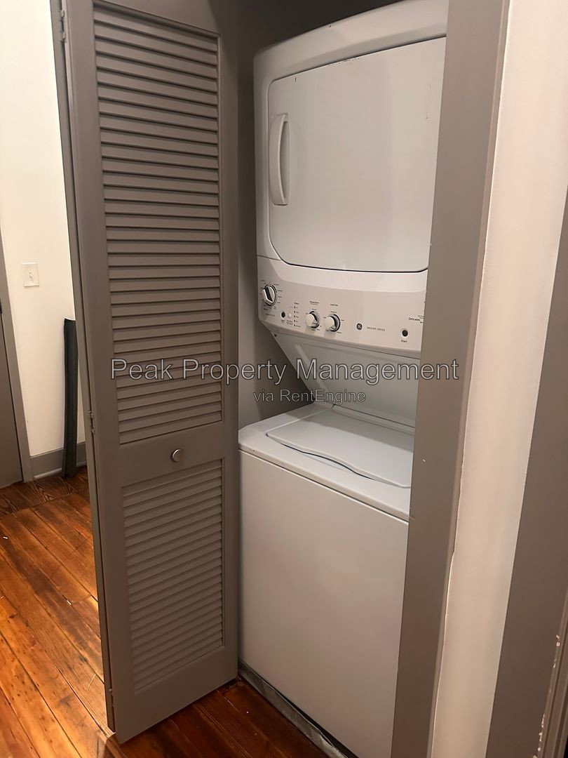 Gallery Image 13