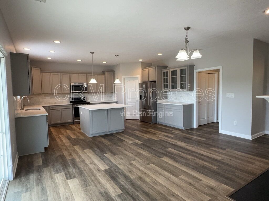 Gallery Image 16