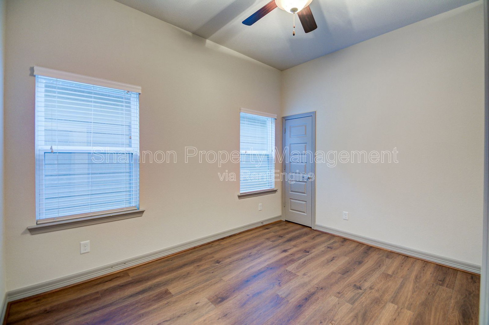 Gallery Image 16