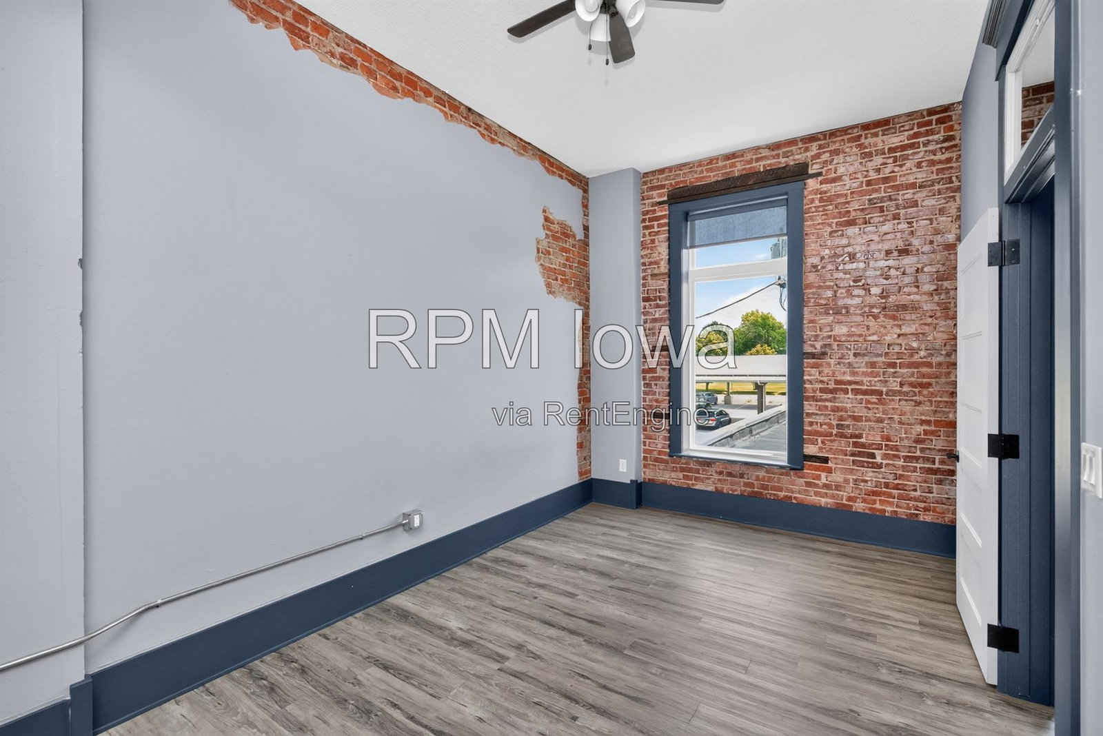 Gallery Image 16
