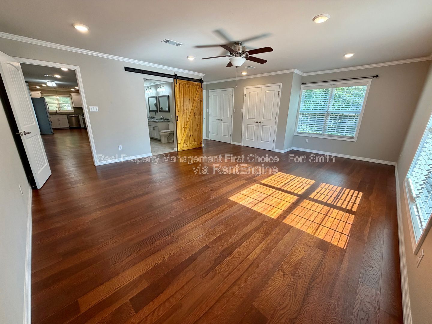 Gallery Image 14