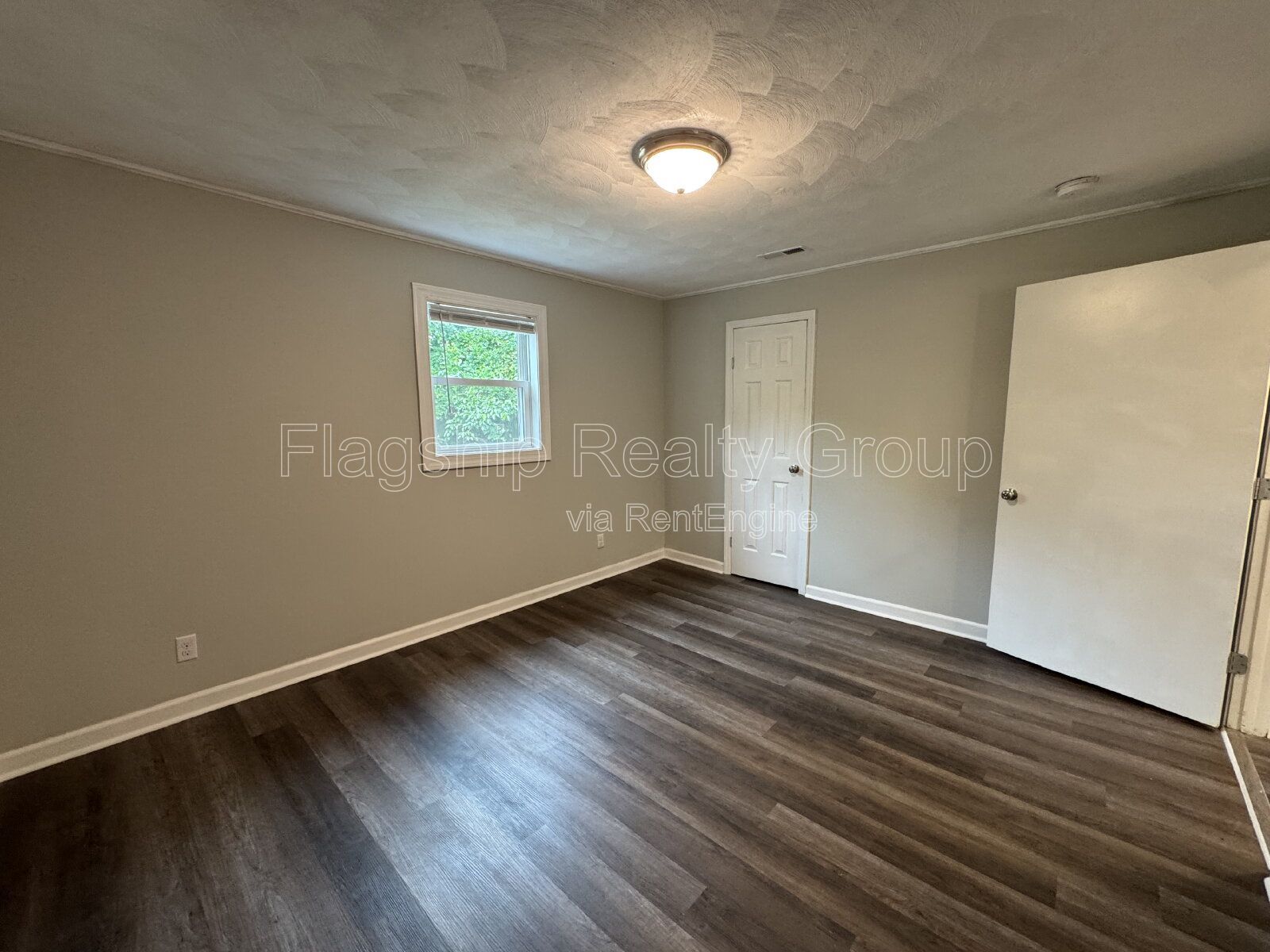 Gallery Image 34