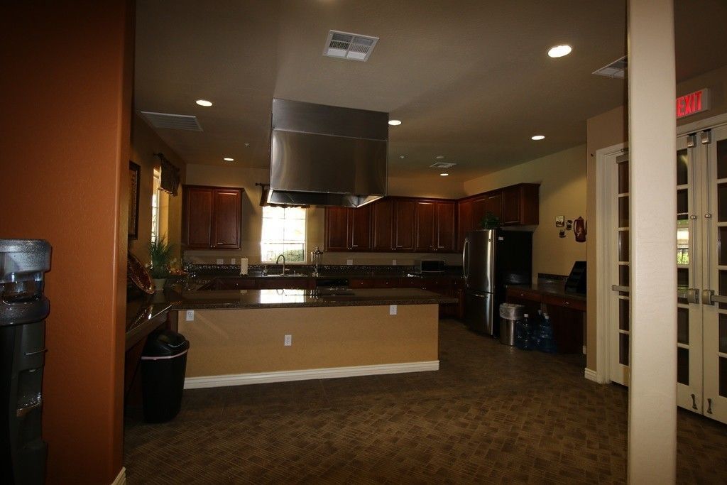 Gallery Image 17