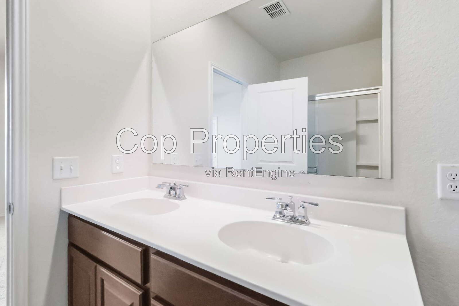 Gallery Image 30