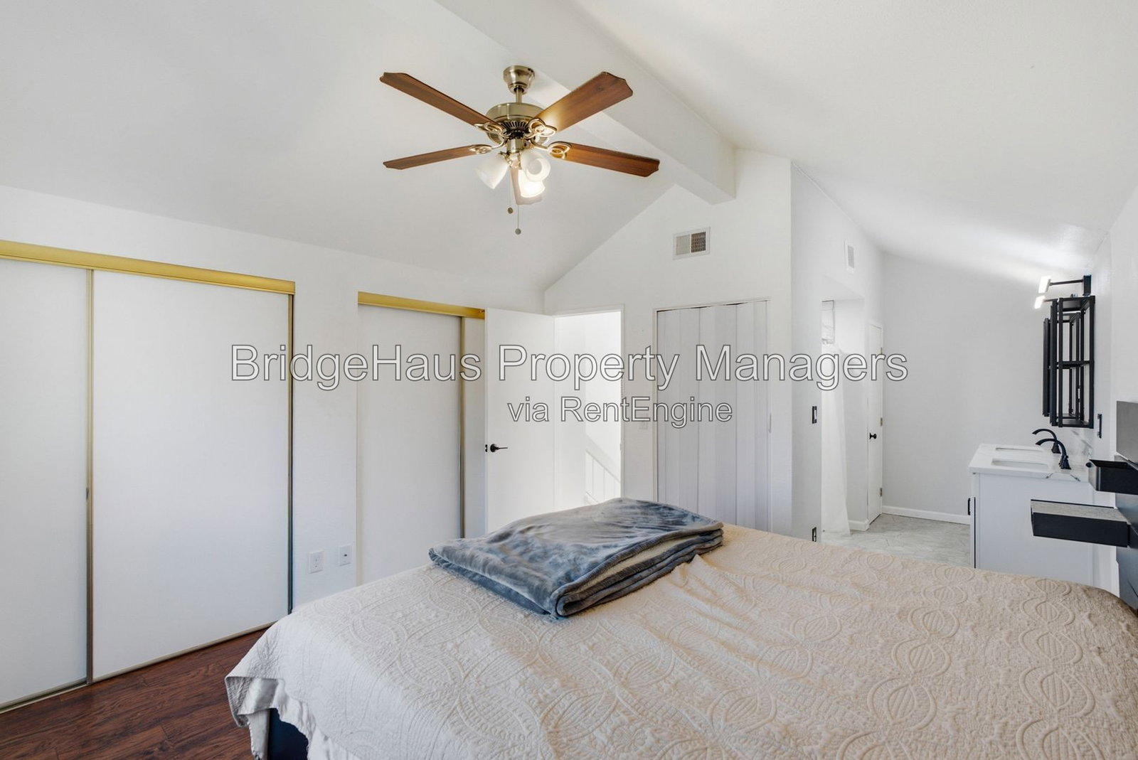 Gallery Image 25
