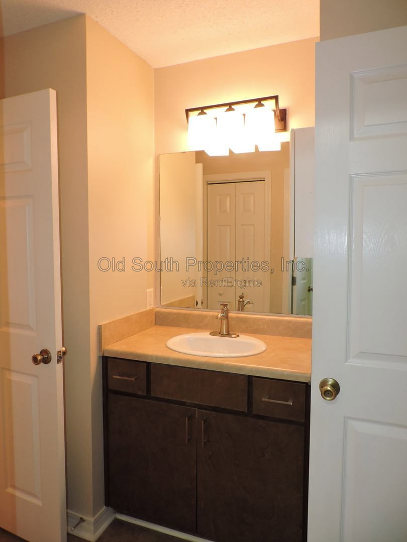 Gallery Image 17