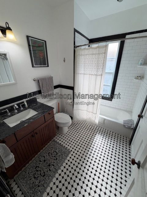 Gallery Image 32