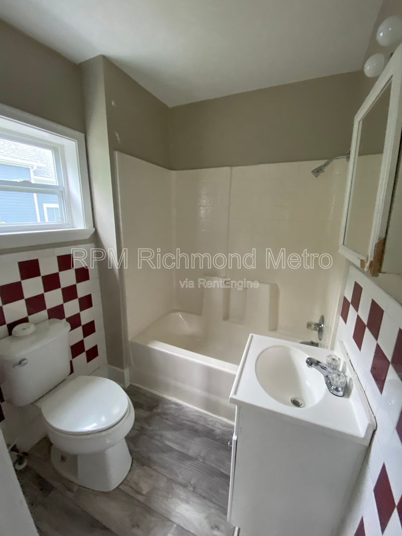 Gallery Image 12