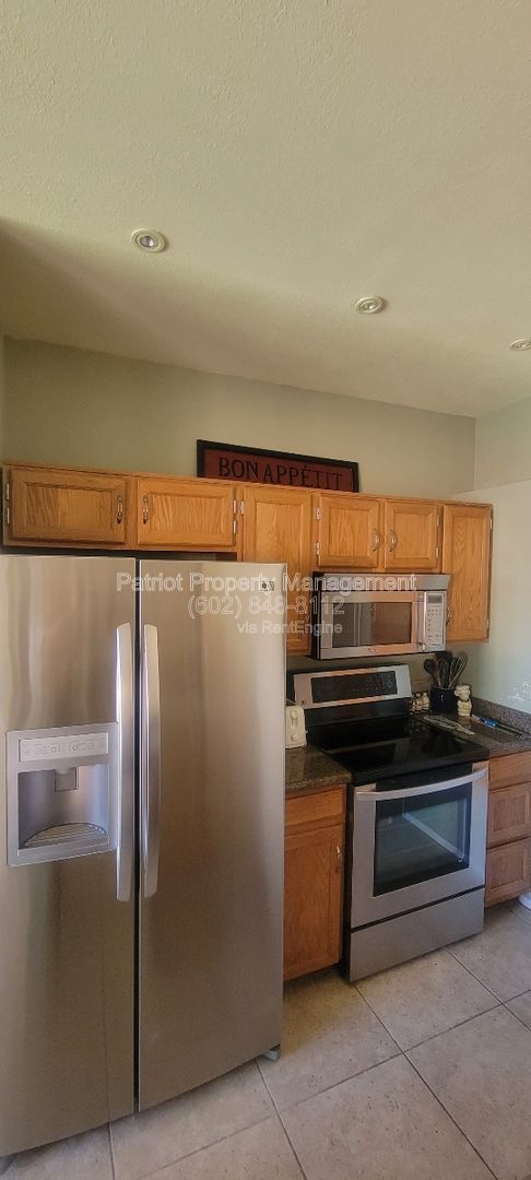 Gallery Image 13