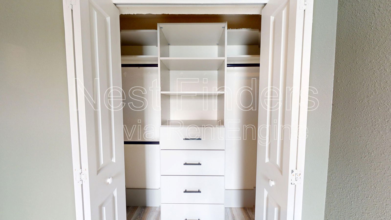 Gallery Image 17