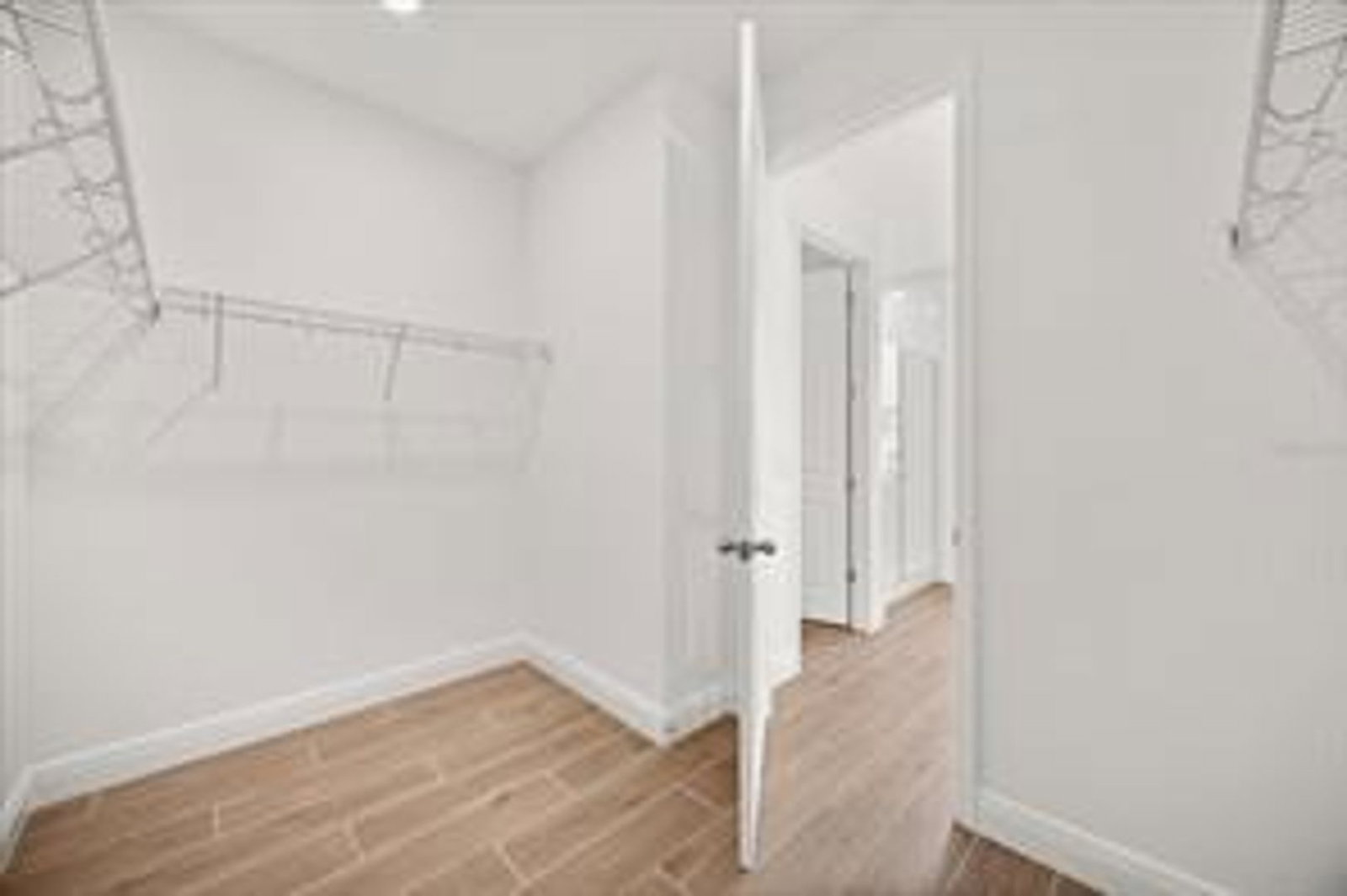 Gallery Image 18