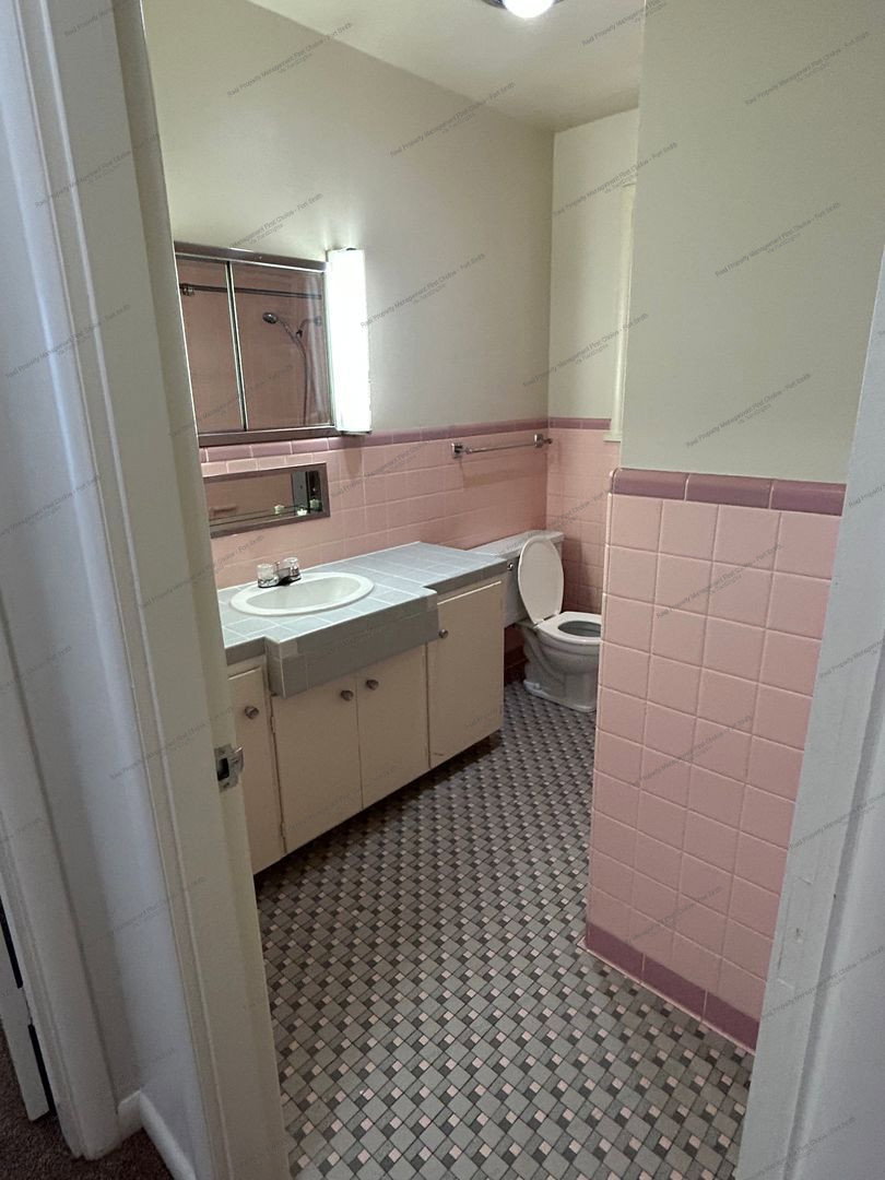 Gallery Image 18