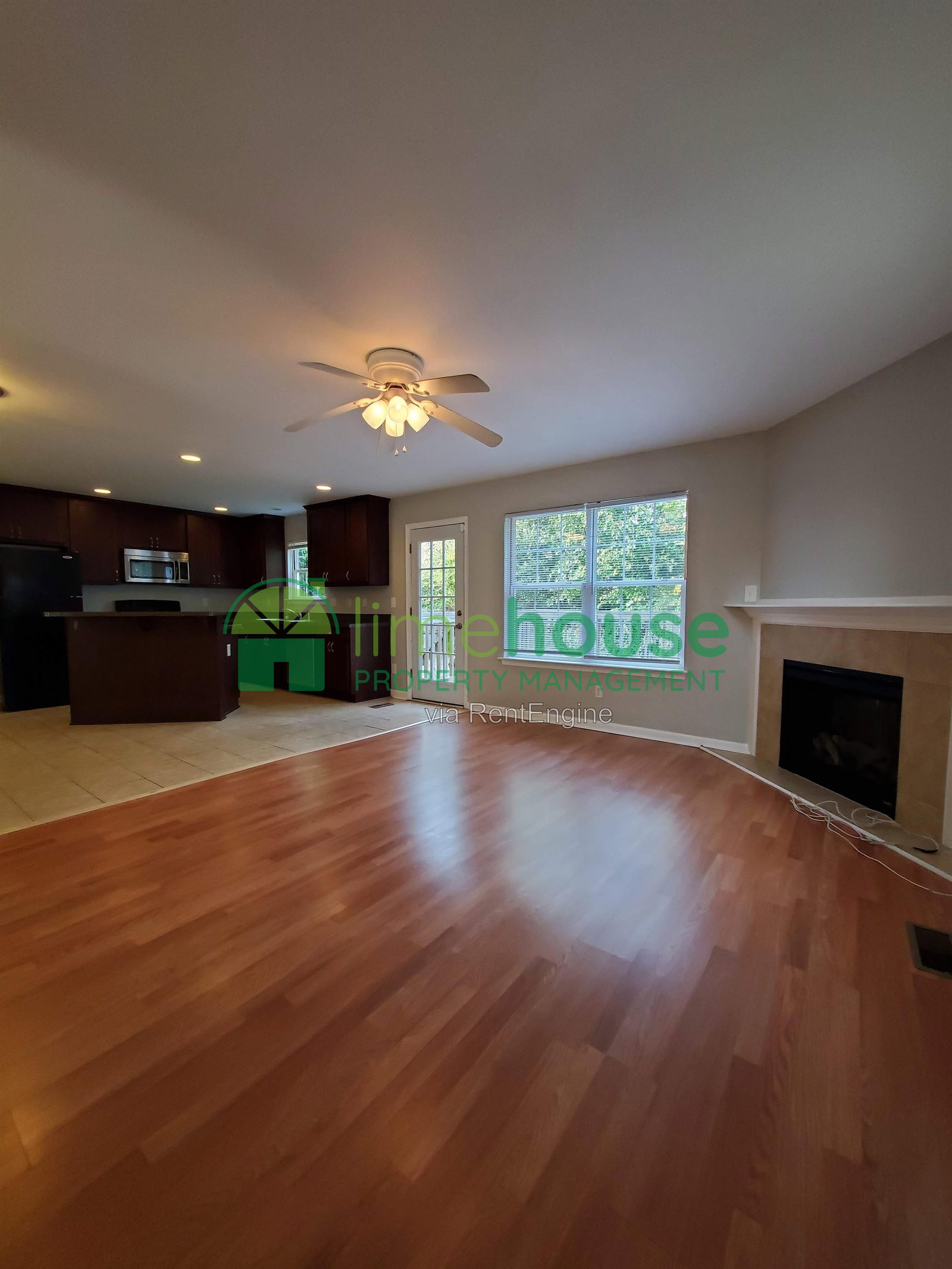 Gallery Image 16