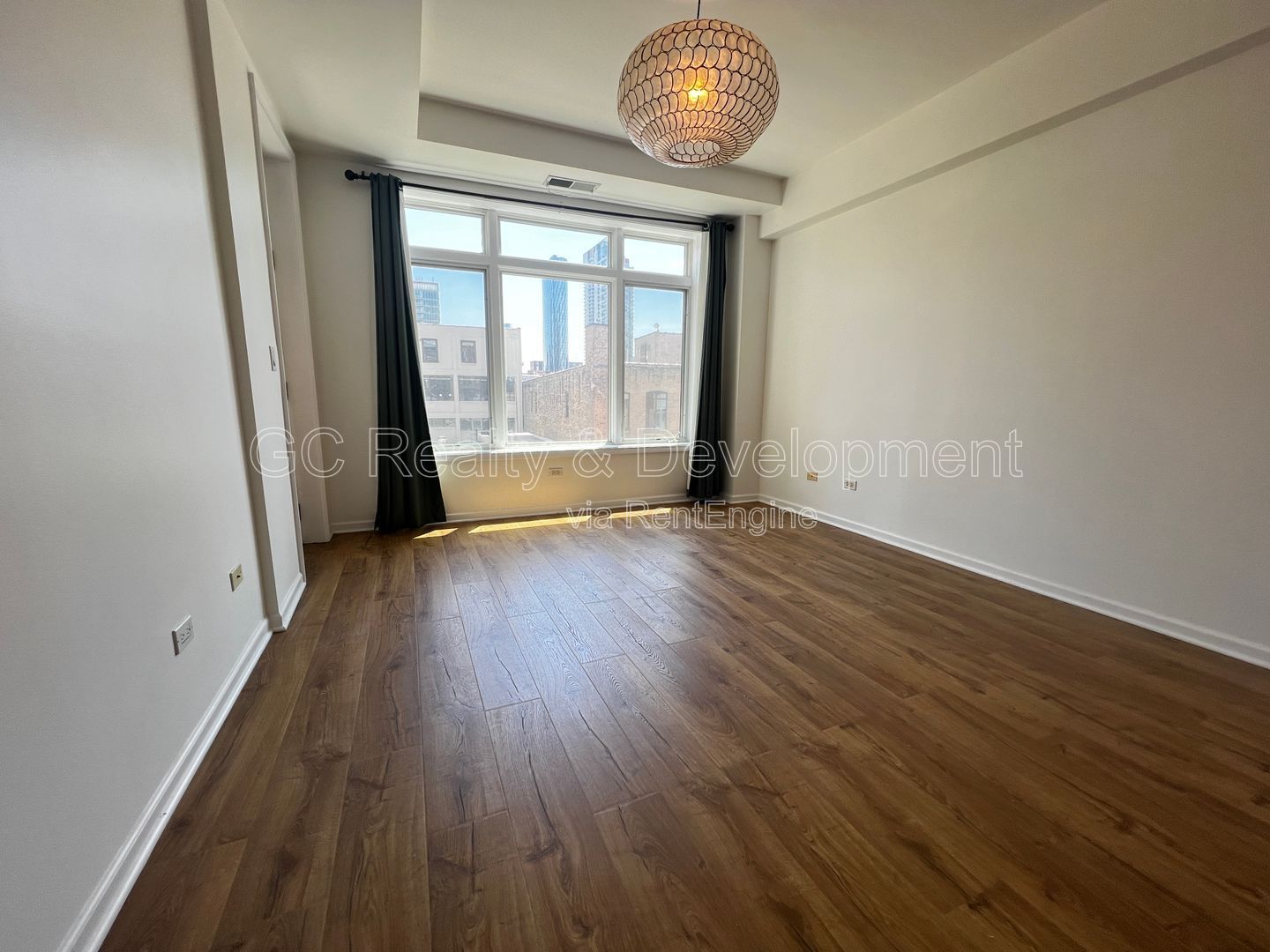 Gallery Image 13