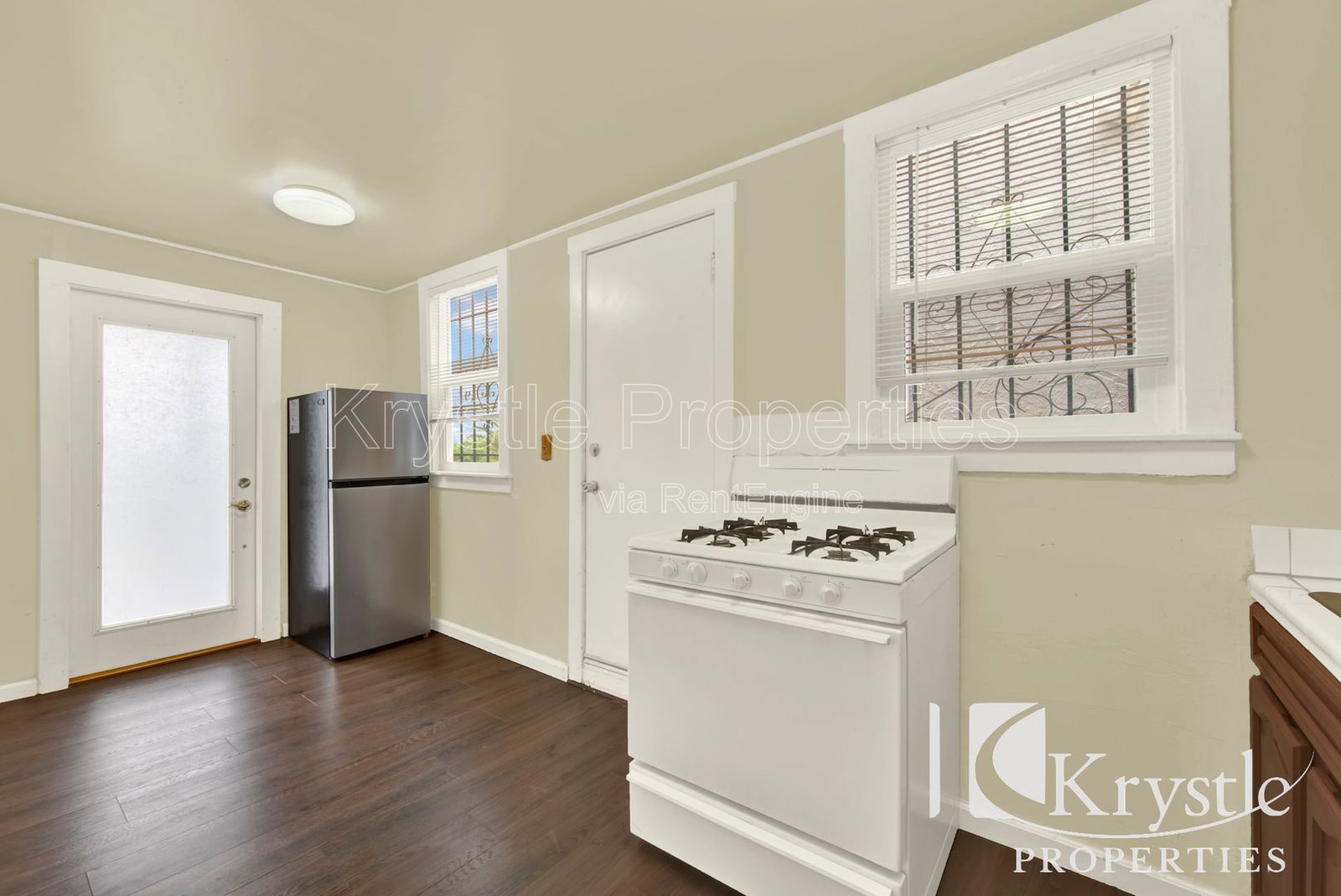 Gallery Image 12