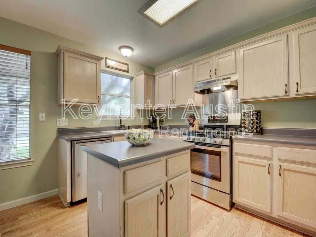 Gallery Image 14