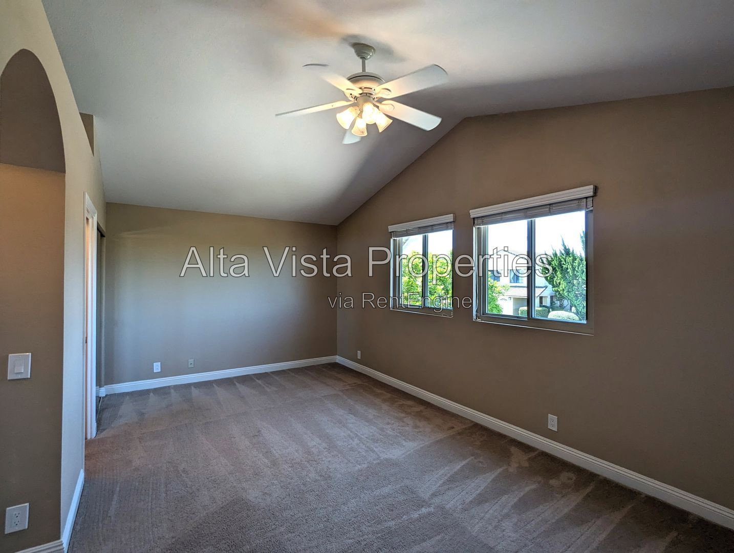 Gallery Image 14