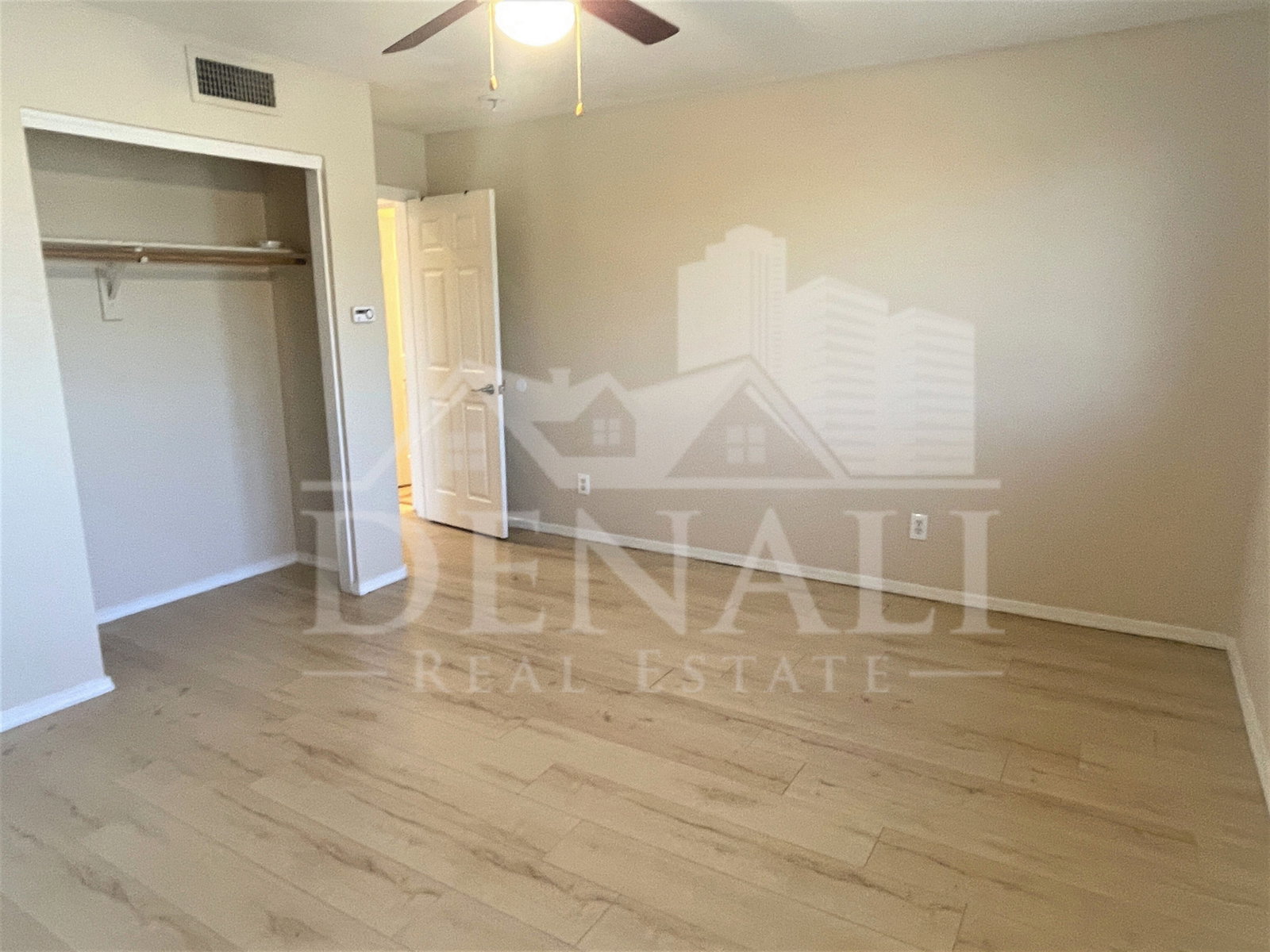 Gallery Image 21