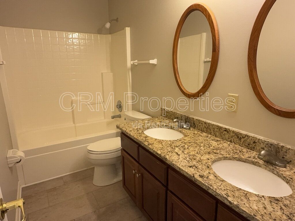 Gallery Image 15