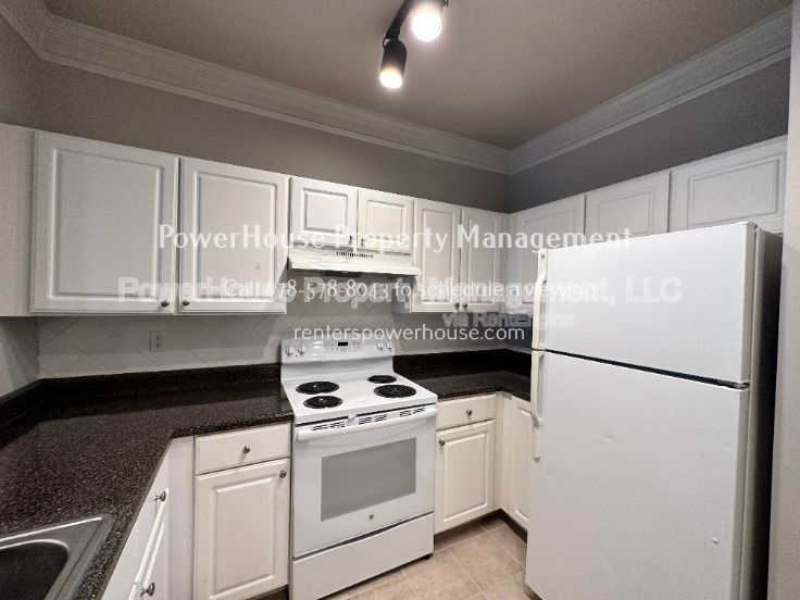 Gallery Image 14