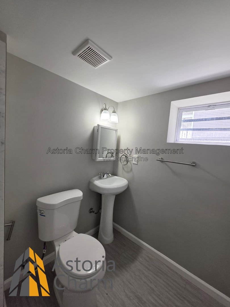 Gallery Image 44