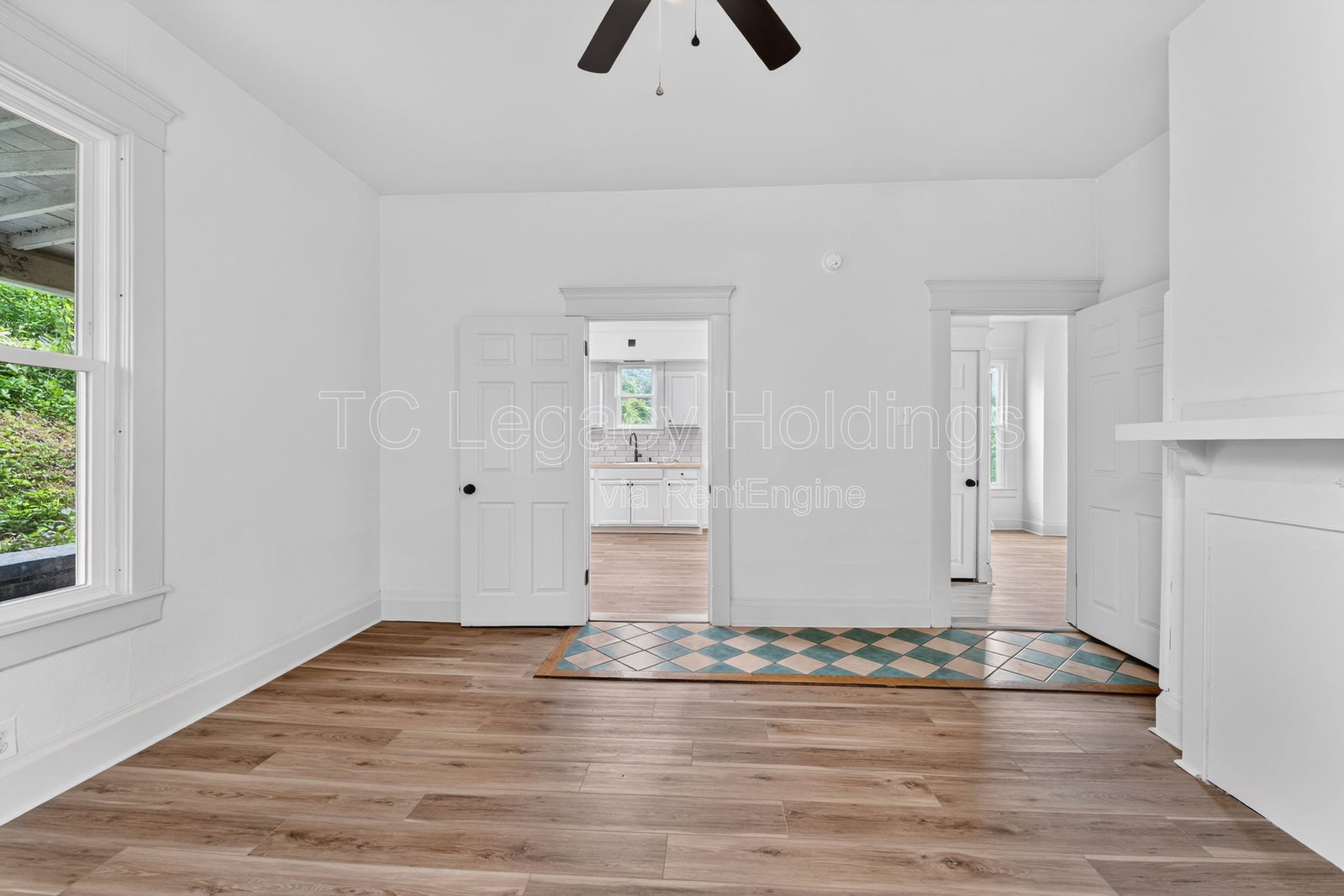 Gallery Image 13