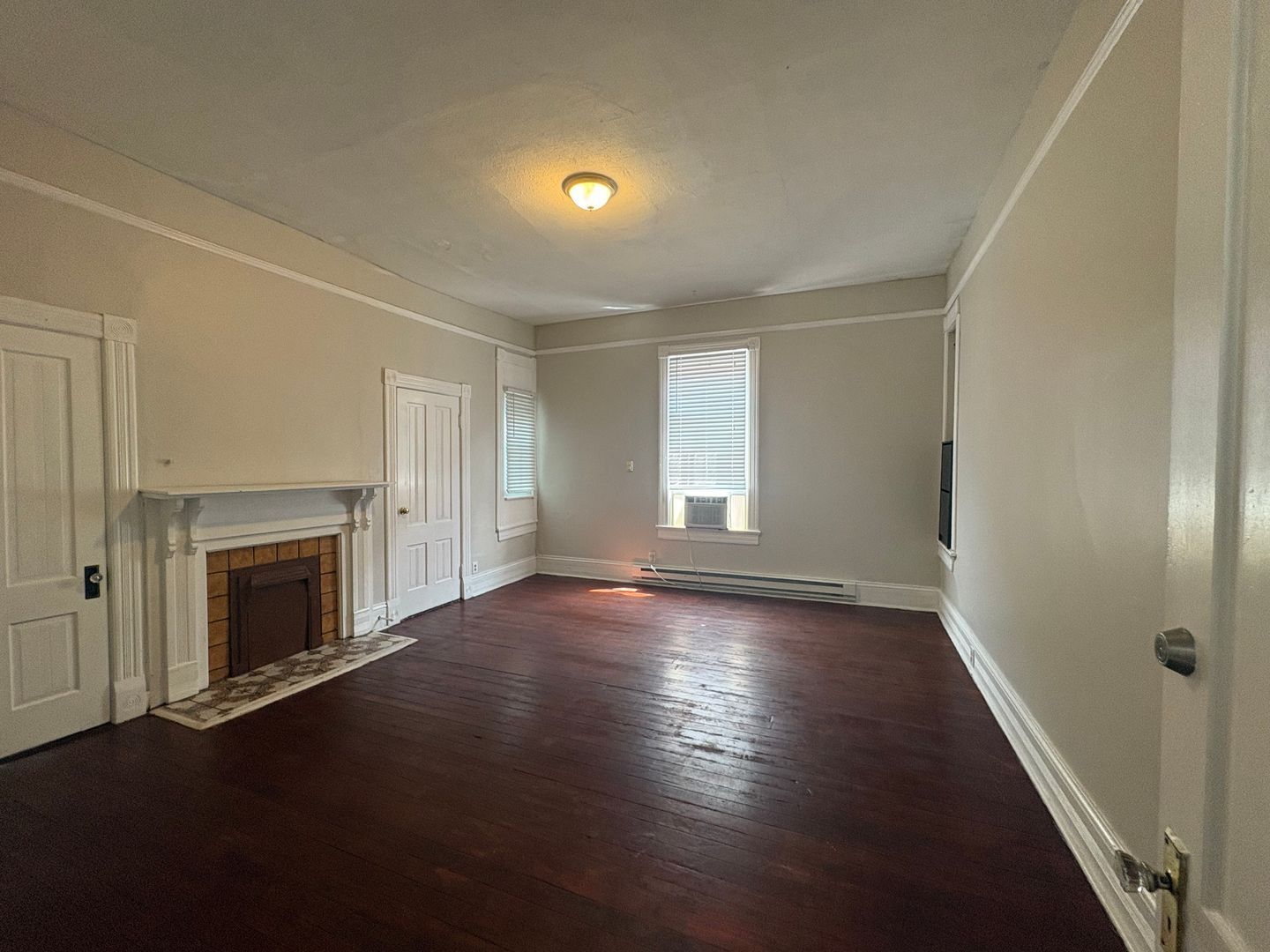 Gallery Image 0