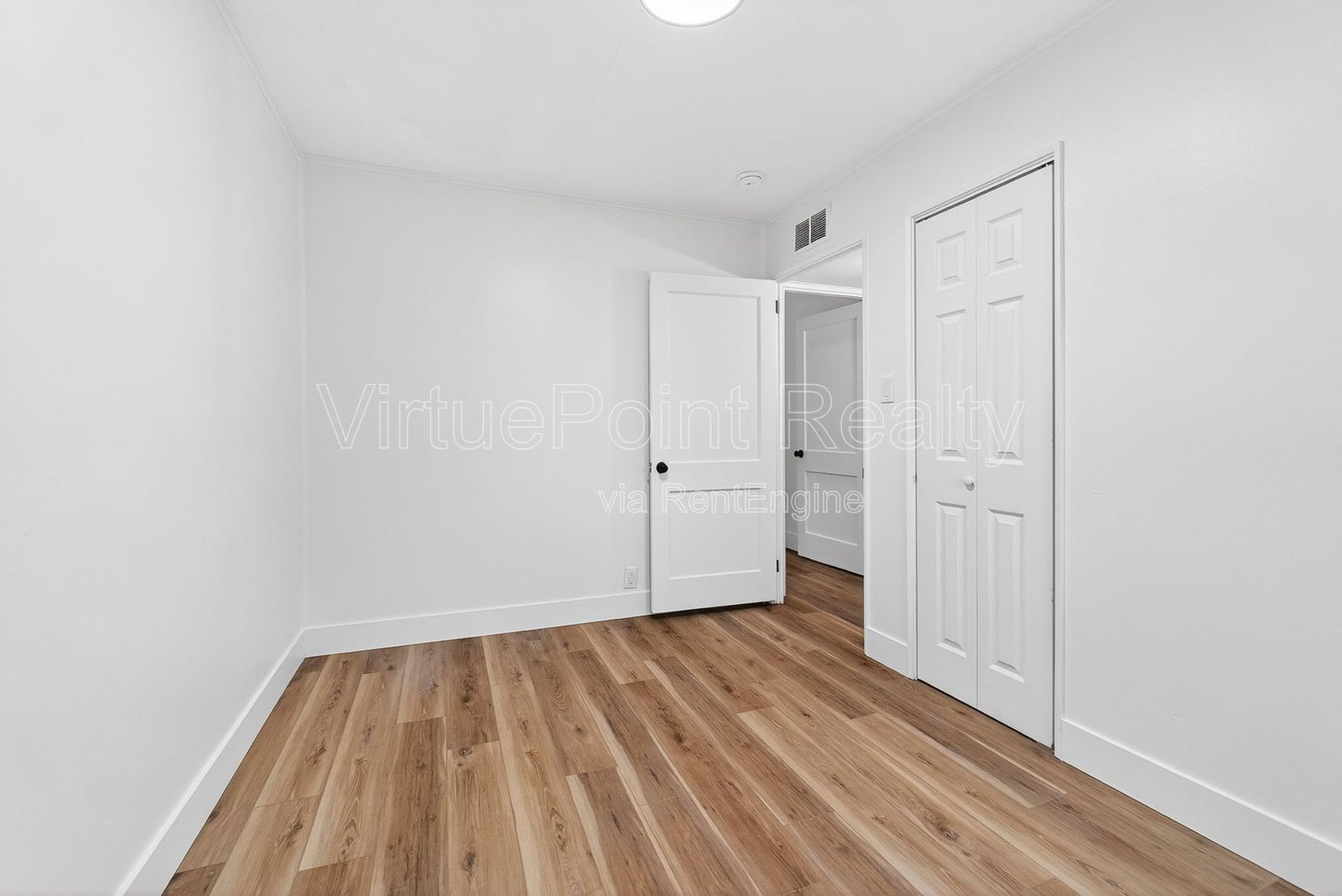 Gallery Image 19