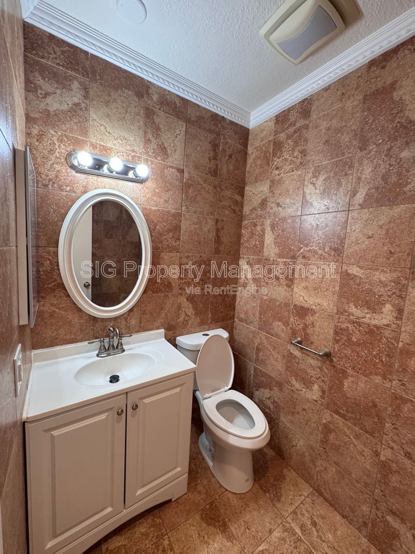 Gallery Image 15