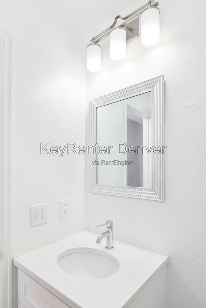 Gallery Image 18