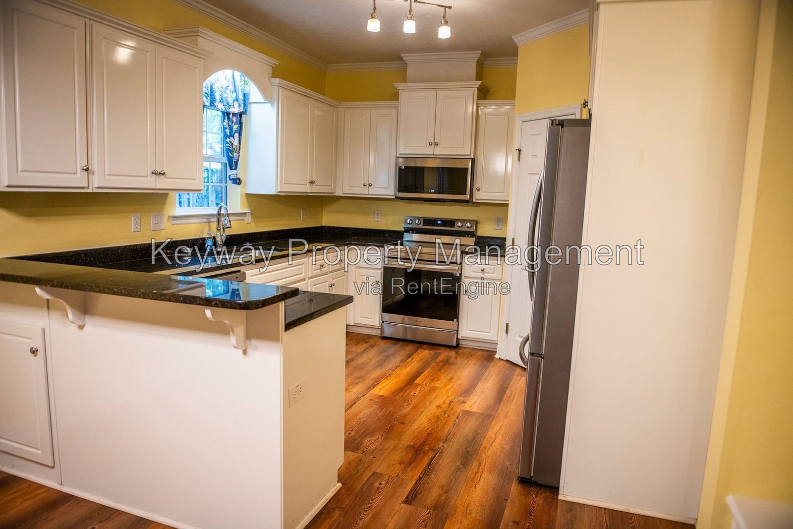 Gallery Image 9