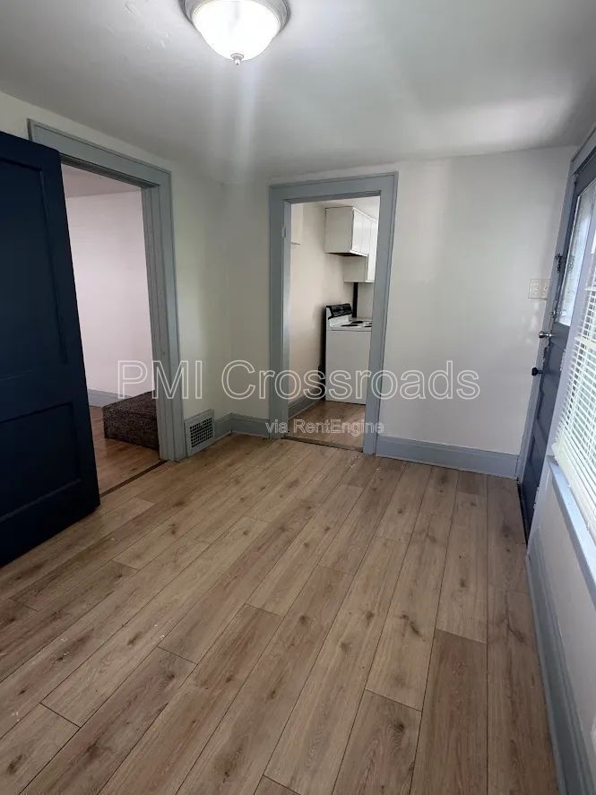 Gallery Image 17