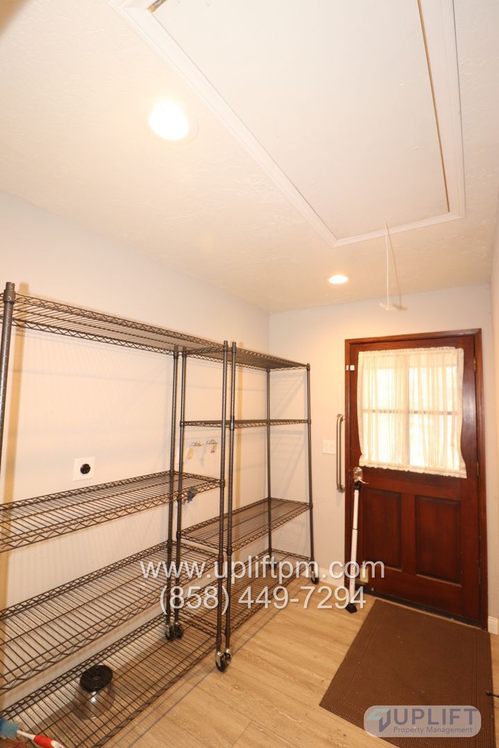 Gallery Image 16