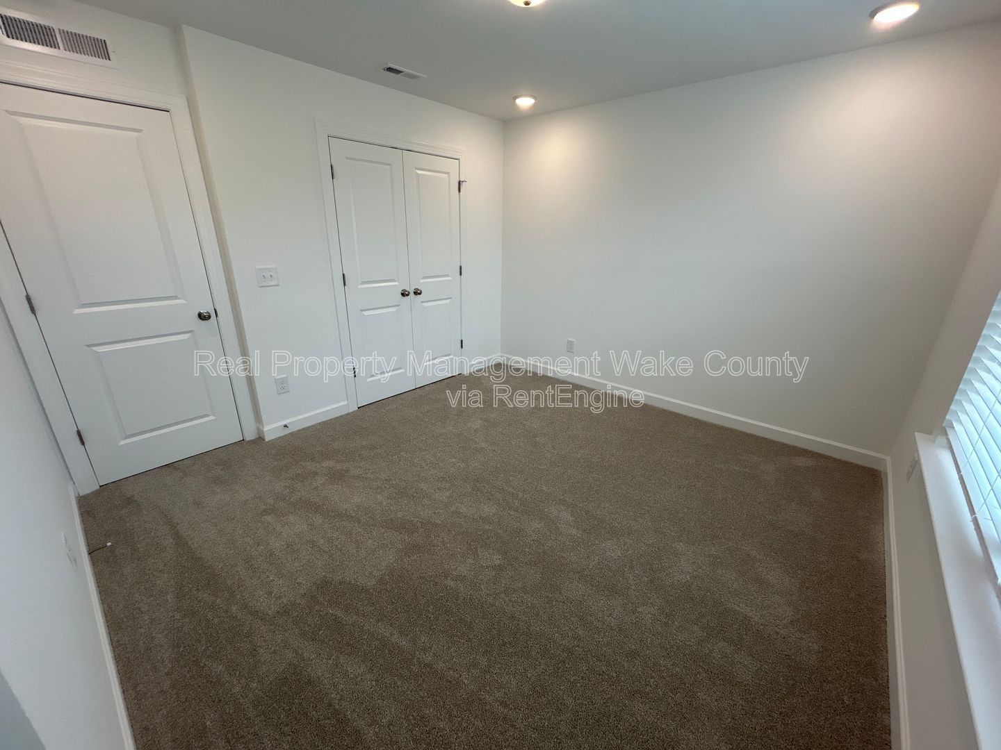 Gallery Image 30
