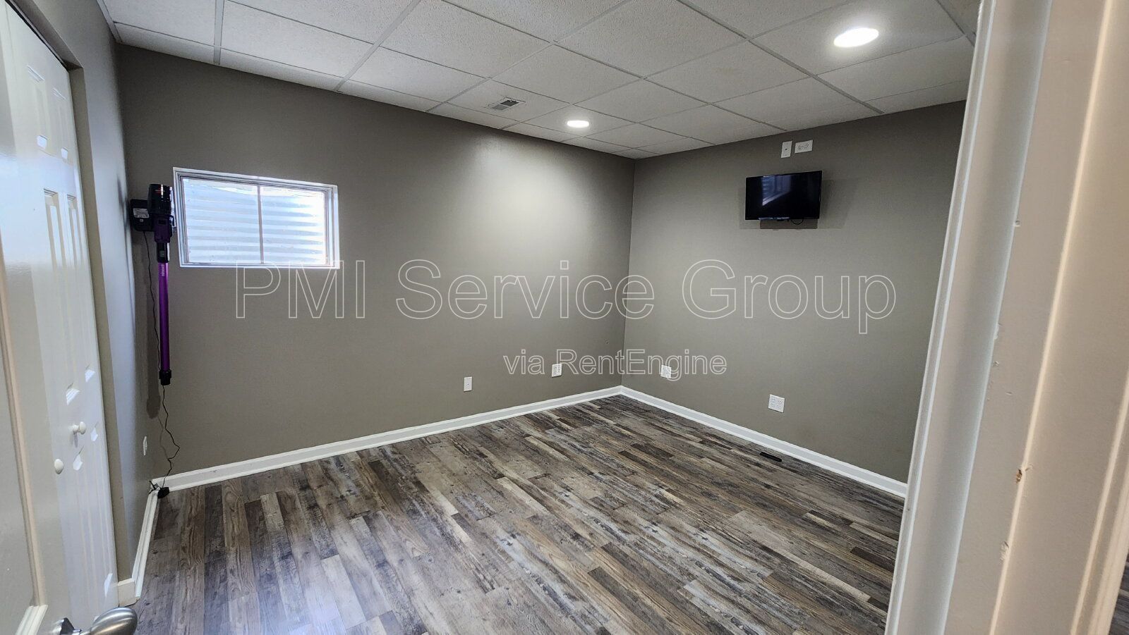 Gallery Image 15